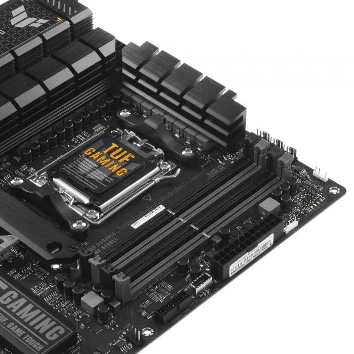 Мат. плата ASUS TUF GAMING X670E-PLUS, AM5