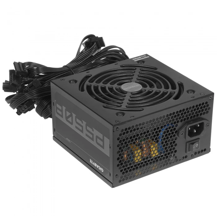 Блок питания GIGABYTE P550B черный, 28200-P550B-1EUR
