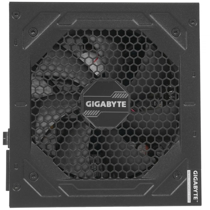 Блок питания GIGABYTE P750GM черный, 28200-P750G-1EUR
