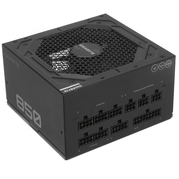 Блок питания GIGABYTE P850GM черный, GP-P850GM