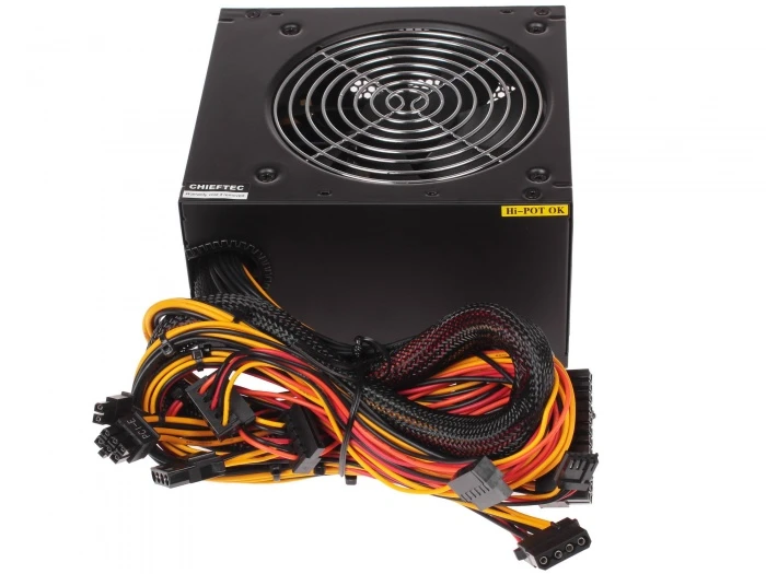 Блок питания Chieftec SMART 650W черный, GPS-650A8